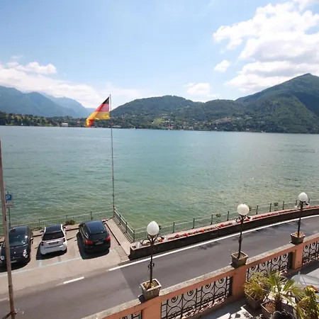 Rodrigo Lake Side Suite Apartment